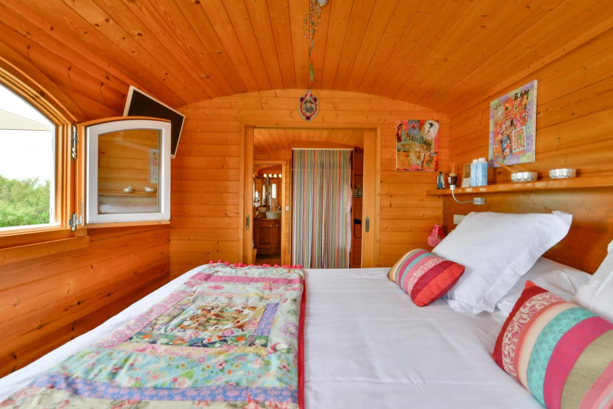 Sainte Helene Adult Only
